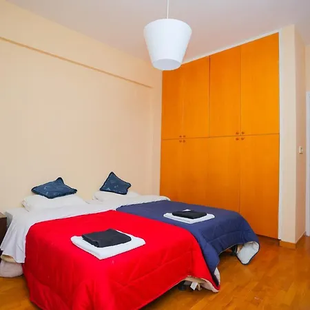 Mouktaris Suites *